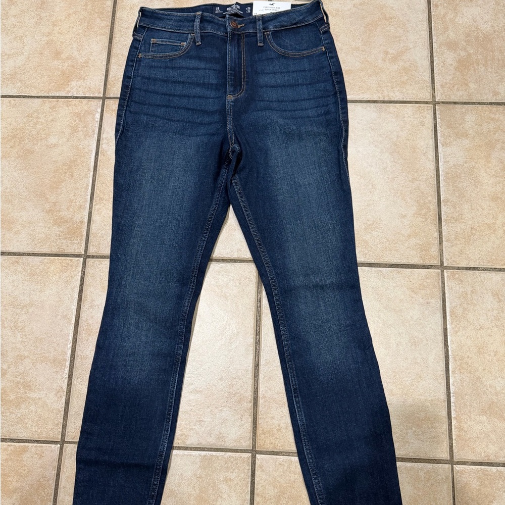 Hollister Deep Indigo Jeans 👖 Curvy High- Rise super skinny w28 L 28 7 R
NEW